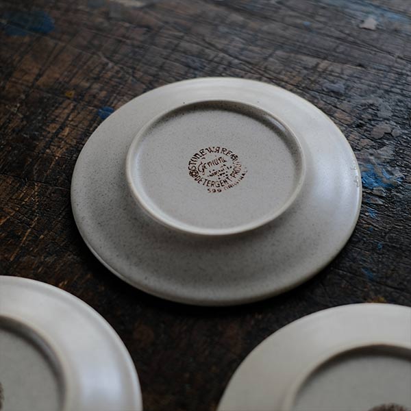 599 Stoneware カップ&ソーサー