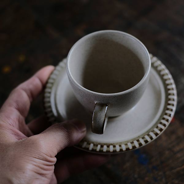 599 Stoneware カップ&ソーサー