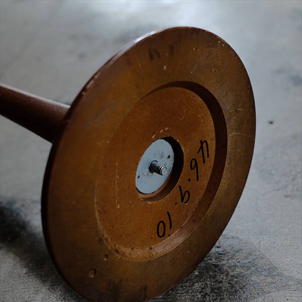 Unused old MARUNI stand ashtray