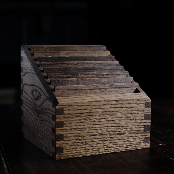 9 card storage spaces