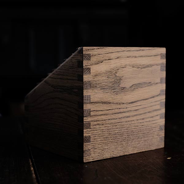 9 card storage spaces