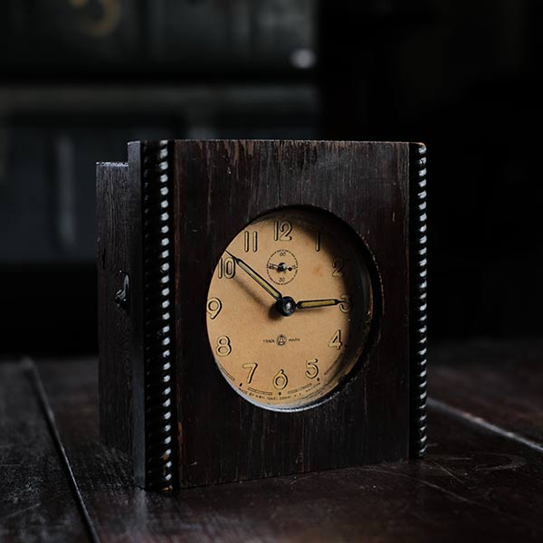 AICHI TOKEI Aichi Clock Hand-wound Wall Clock