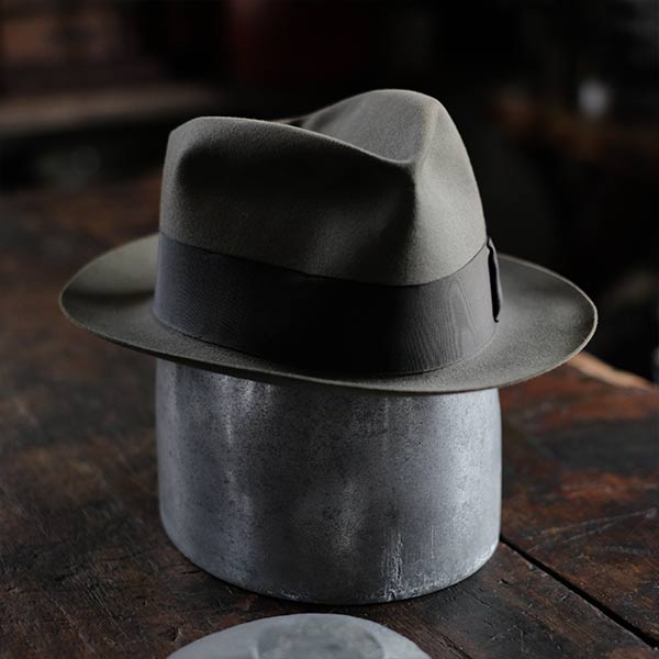 Aluminum hat mold (3)