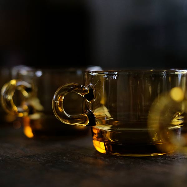 曽我ガラス アンバーのカップ&ソーサー