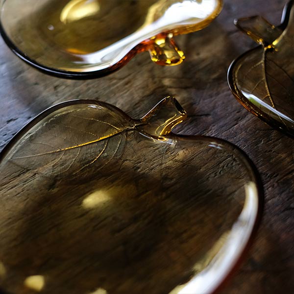 曽我ガラス アンバーのカップ&ソーサー