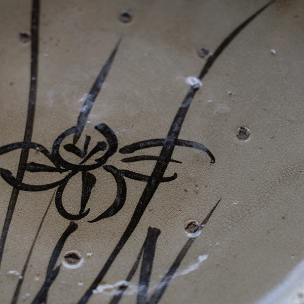 Iris design stone plate