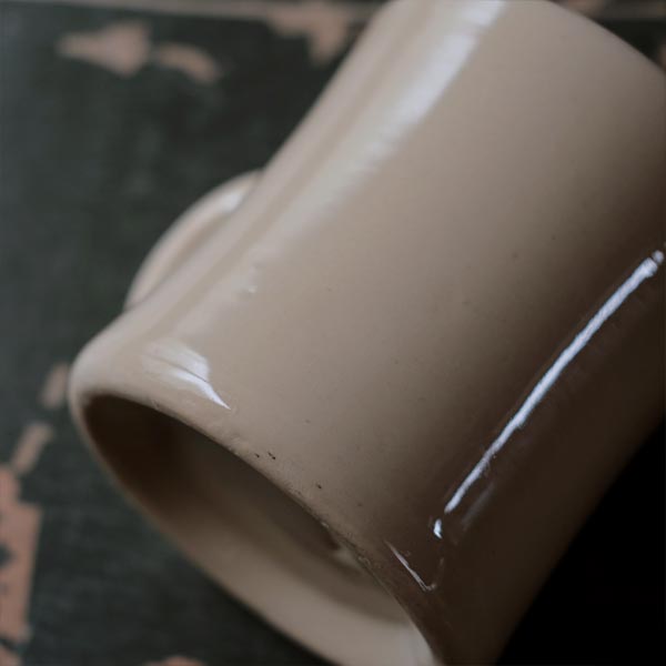 Victor Mug, Beige (Late Model)