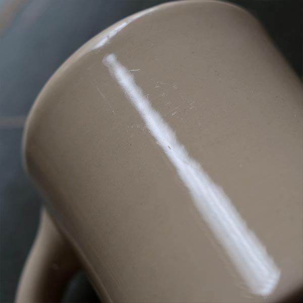 Victor Mug, Beige (Late Model)
