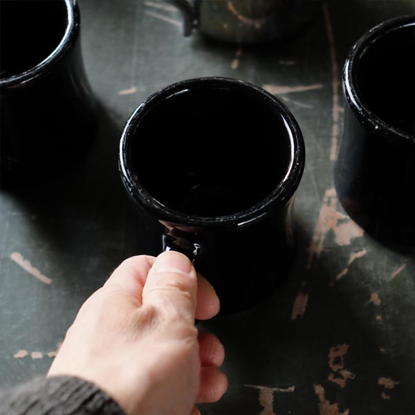 Victor Mug Black (Late Model)