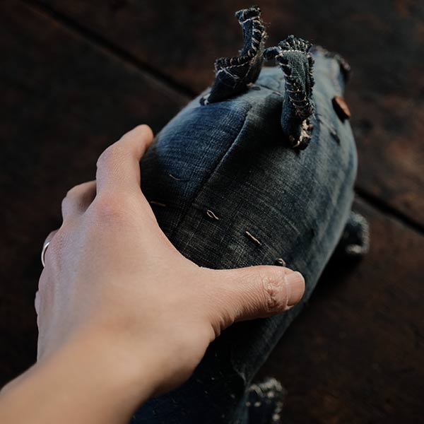 adequate (adakuwatta) a pig made from rags