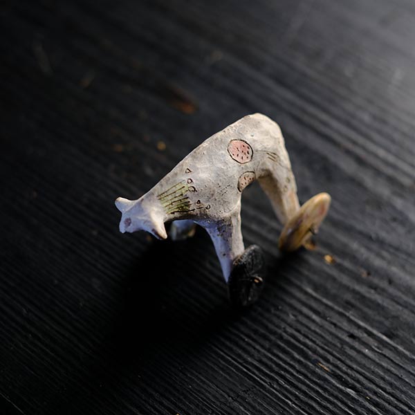 Animal figures (remains)