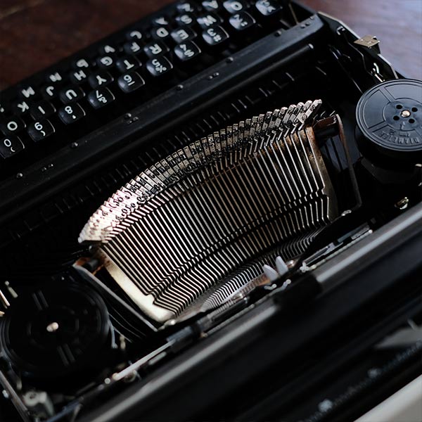 BROTHER Full Matic 33 Typewriter