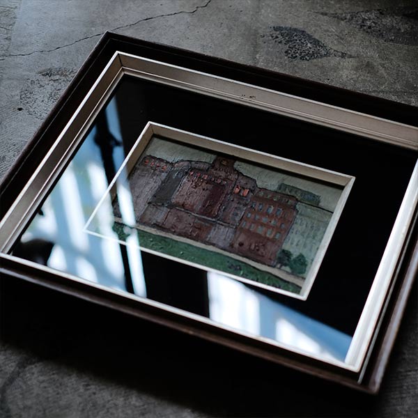 油彩画「茶色いビル」