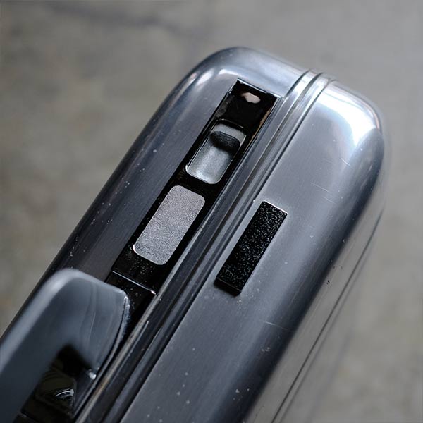 Aluminum briefcase