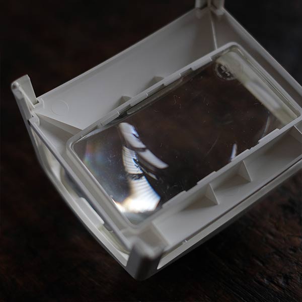 Schweizer Optik 卓上スタンドルーペ
