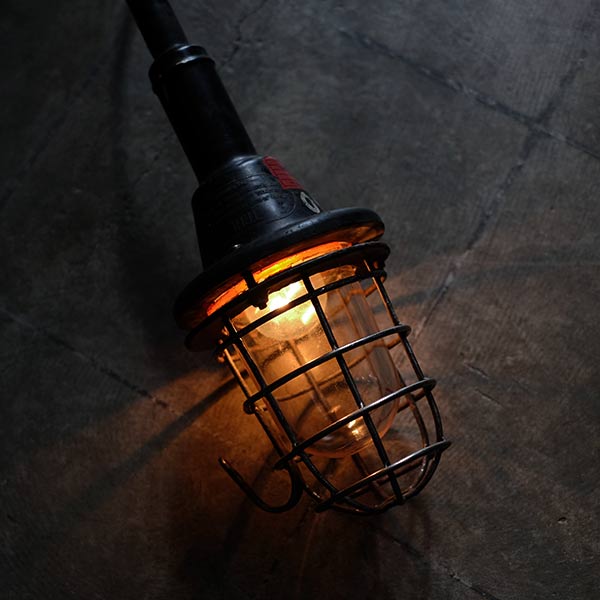 Mechanic's Portable Explosion-Proof Hand Light (1)