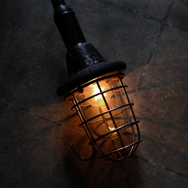 Mechanic's Portable Explosion-Proof Hand Light (2)