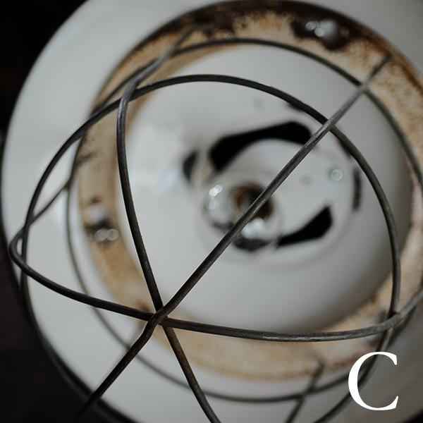 ホーローのファクトリー・ケージライト