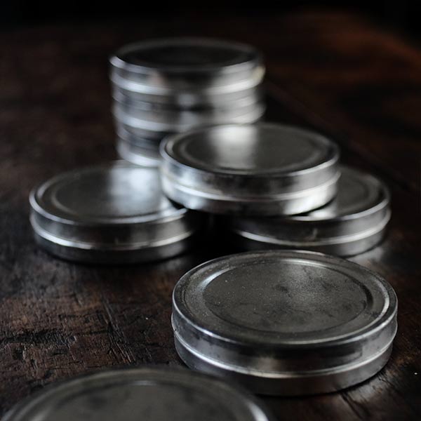 16mm roll film can