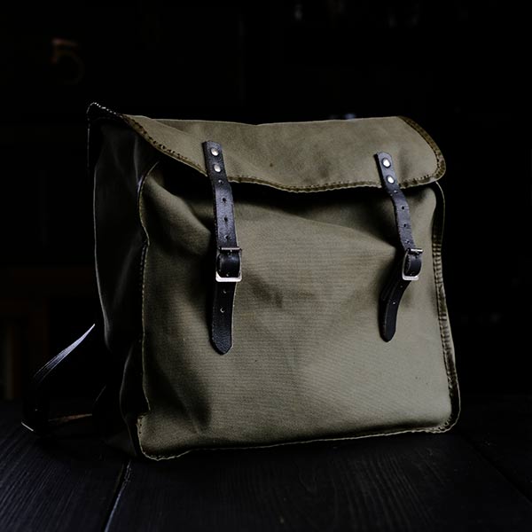Olive shoulder bag