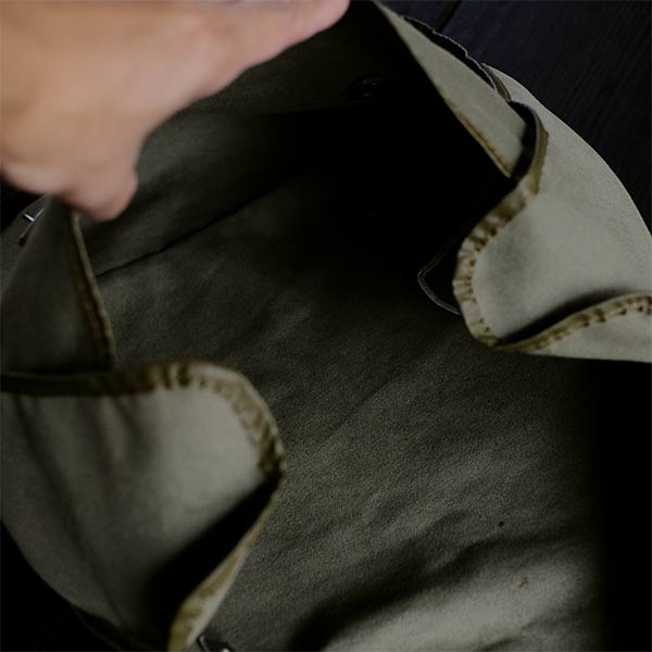 Olive shoulder bag