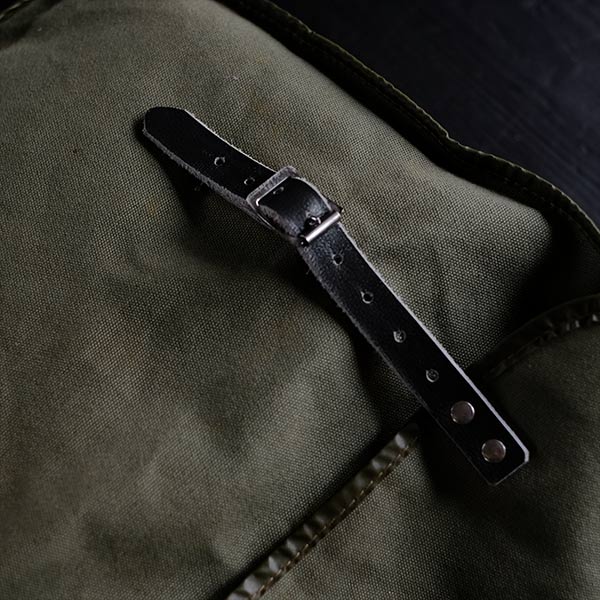 Olive shoulder bag