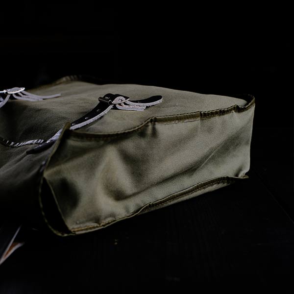 Olive shoulder bag