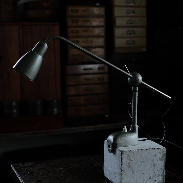 A small French arm lamp