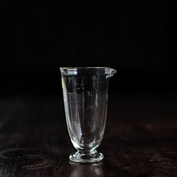 Small measuring cylinder 30cc
