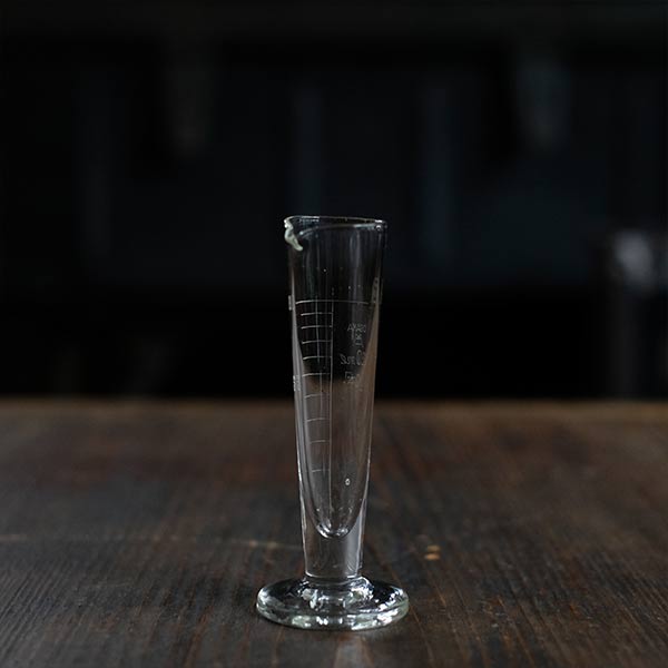 Small measuring cylinder 10ml