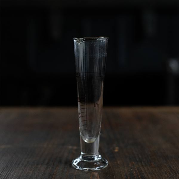 Small measuring cylinder 20ml