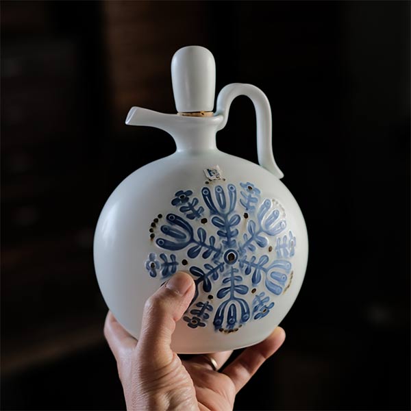 Hakusan Porcelain Jug