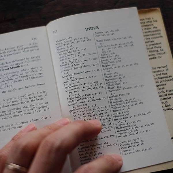 The Observer's Book of HORSES AND PONIES