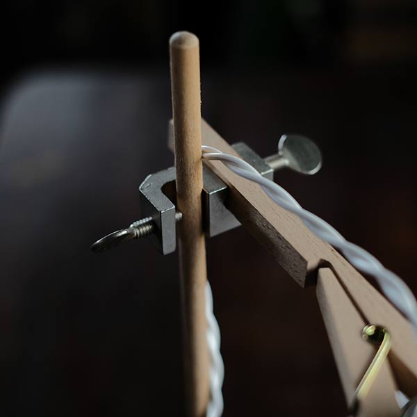 bare bulb stand light
