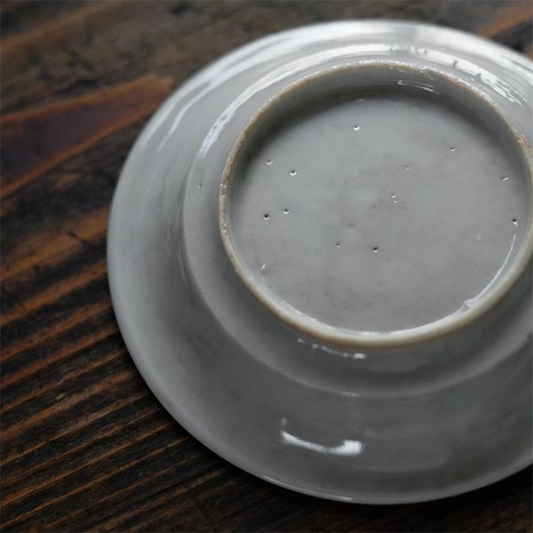 白磁 陰刻 豆皿 φ9.5cm