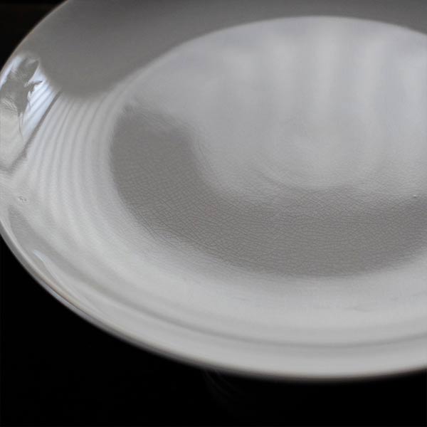 EAGLE BRAND 'ALL WHITE' IRONSTONE Large Plate, φ26cm