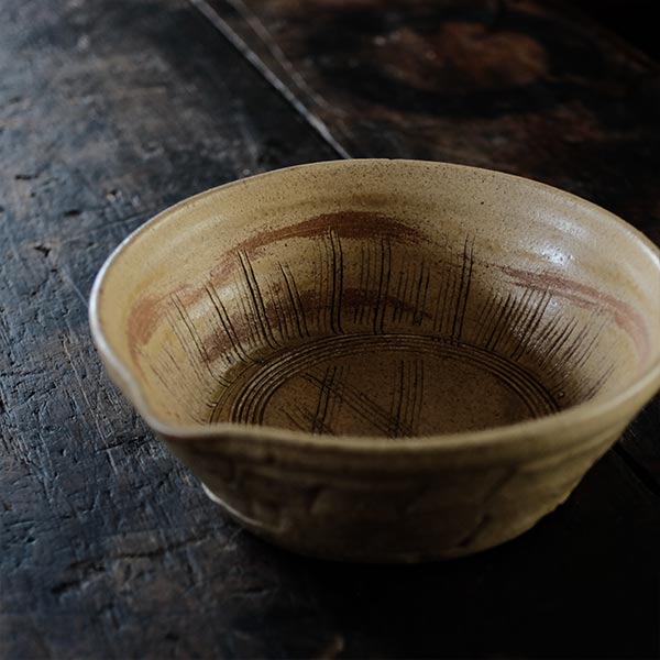 黄瀬戸 平鉢(片口)