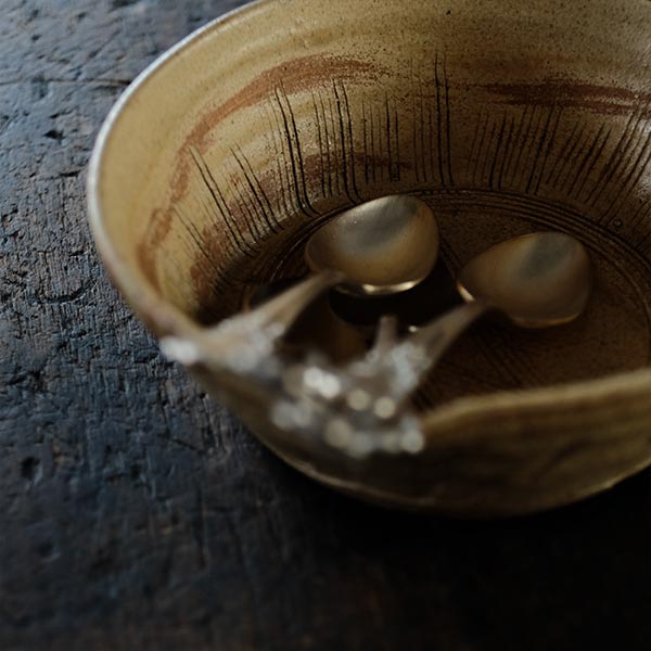 黄瀬戸 平鉢(片口)