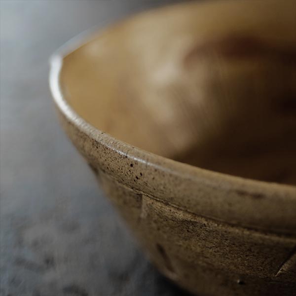 黄瀬戸 平鉢(片口)