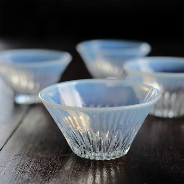 乳白ぼかしの氷コップ