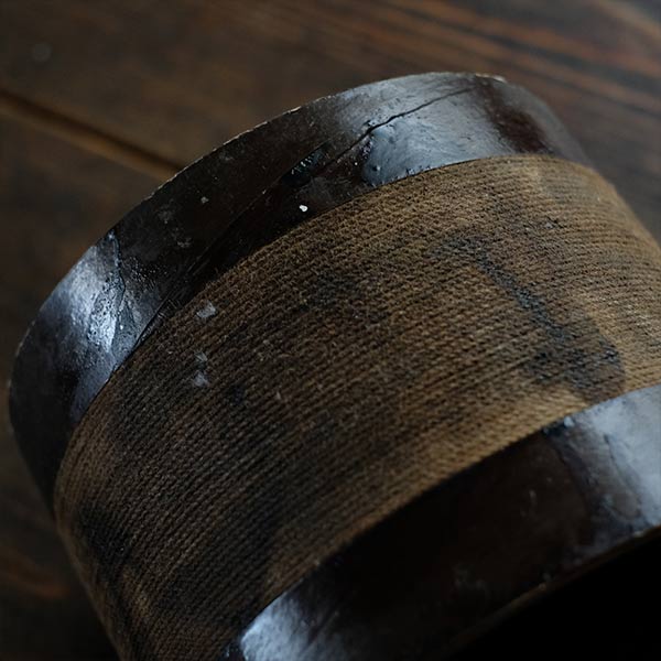 lacquer bucket