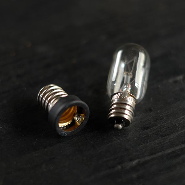 LUMINA desk lamp