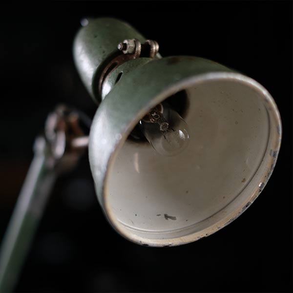 LUMINA desk lamp