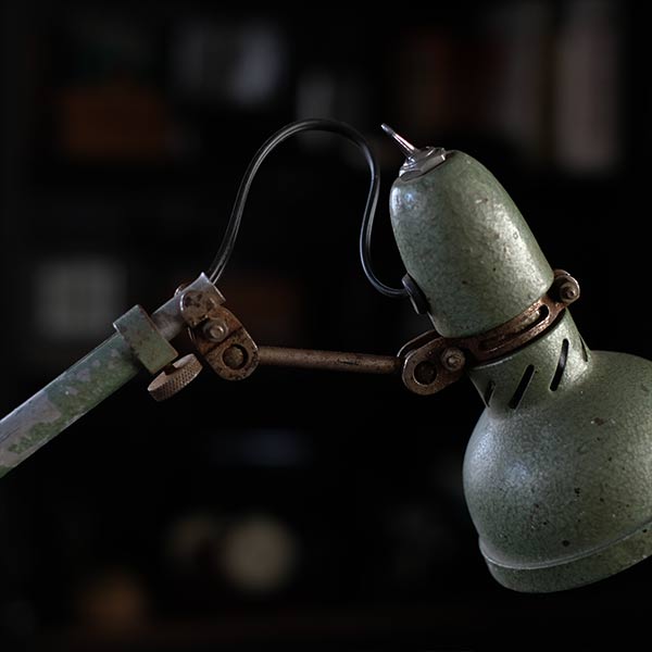 LUMINA desk lamp