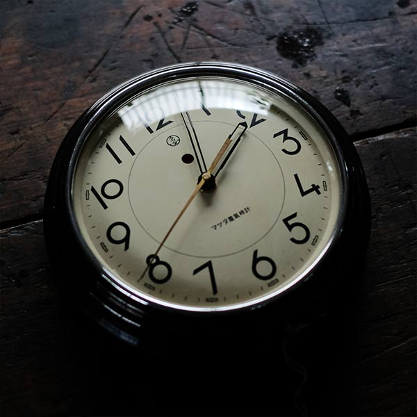 Mazda electric clock with battery-powered quartz movement replaced (dead stock)