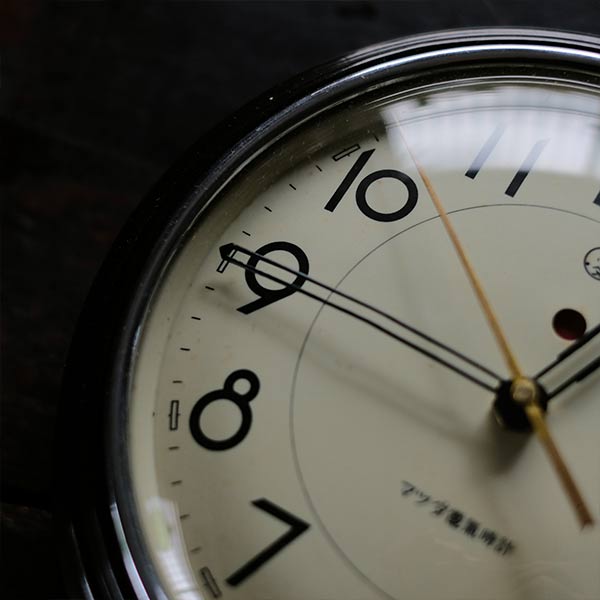 Mazda electric clock with battery-powered quartz movement replaced (dead stock)