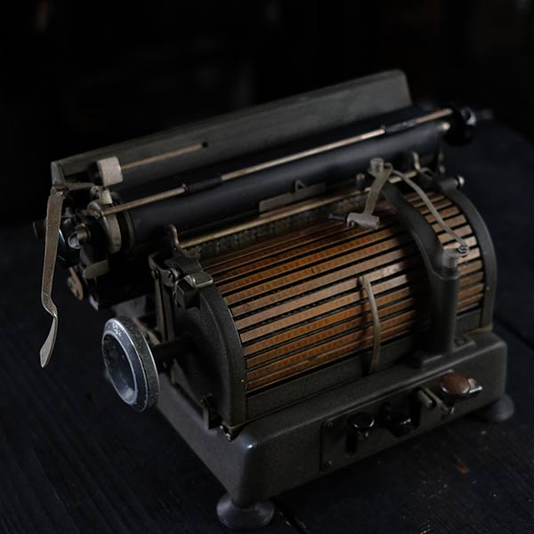 Mazda Japanese Typewriter