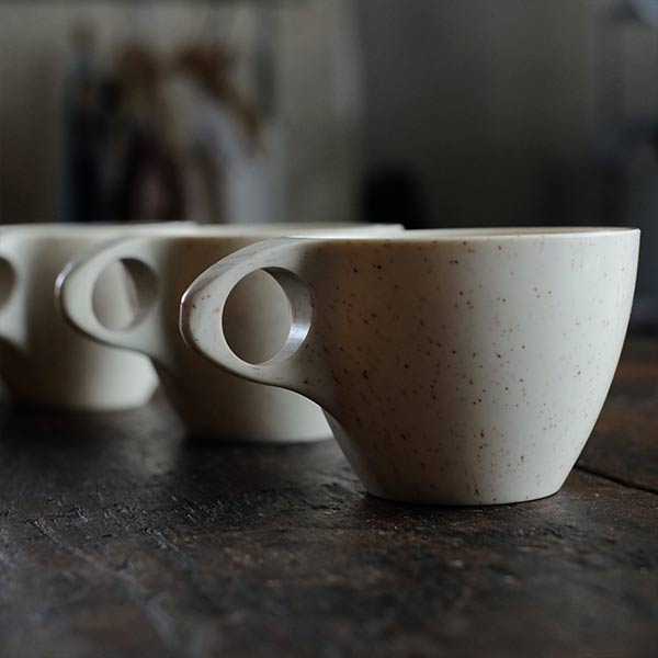 Kenro 'Capital Airlines' Melamine Mug
