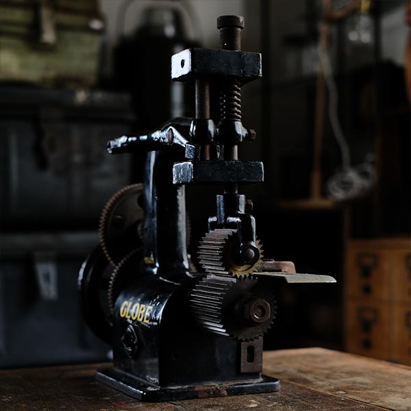 Minami Sewing Machine「GLOBE」