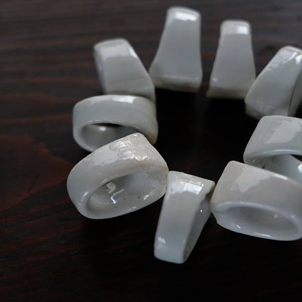 White porcelain mulberry nails
